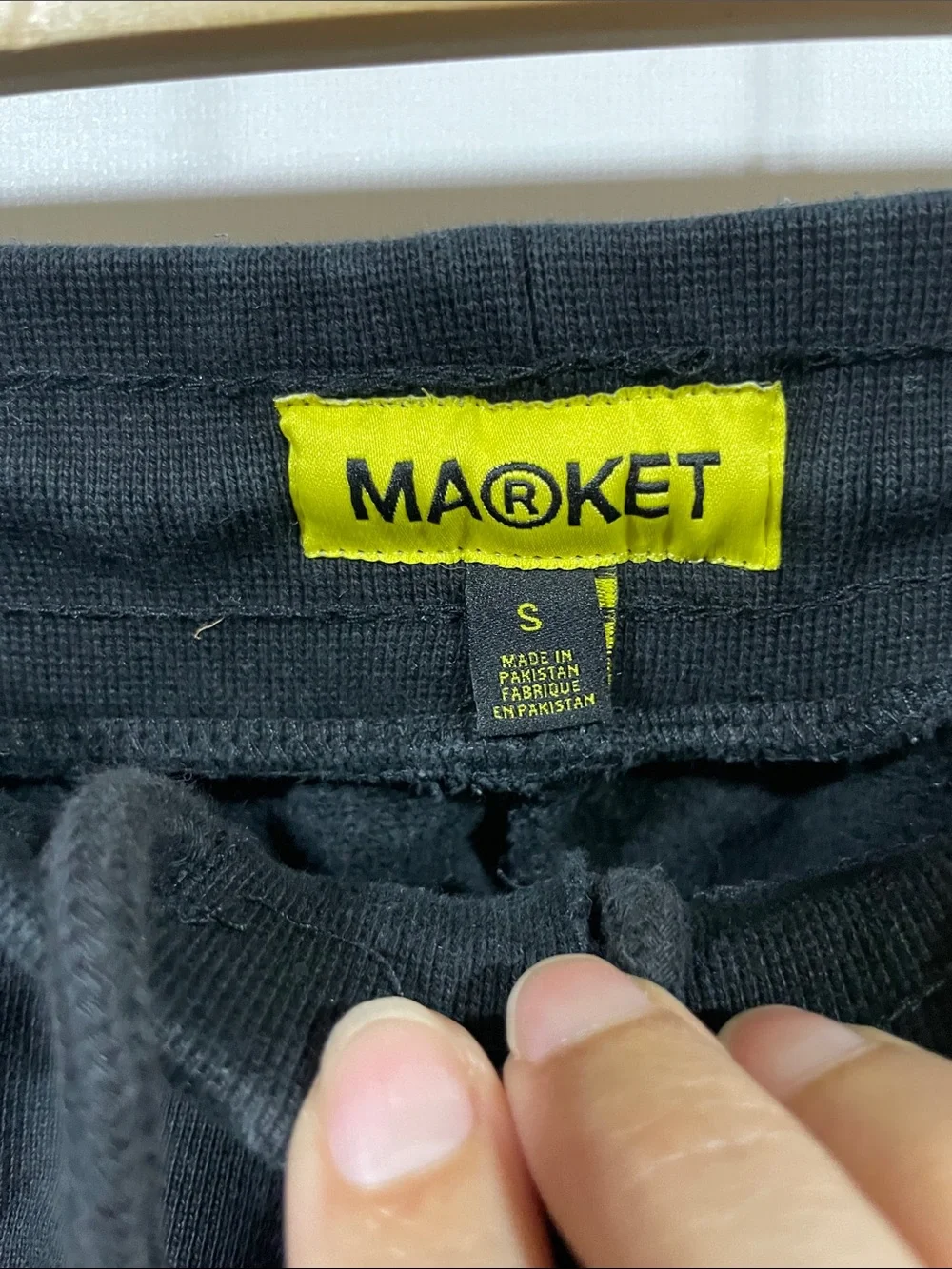 MA(R)KET Men’s Black Sweatpants - Classic Jogger